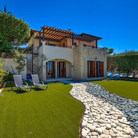 Fantastic Junior Villa Cz02 Salamis With Gorgeous Views, Aphrodite Hills Kouklia Extérieur photo
