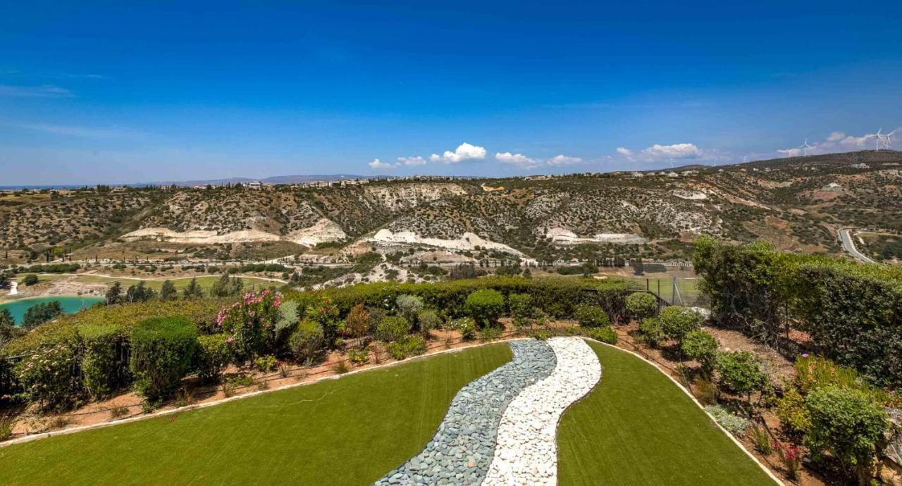 Fantastic Junior Villa Cz02 Salamis With Gorgeous Views, Aphrodite Hills Kouklia Extérieur photo
