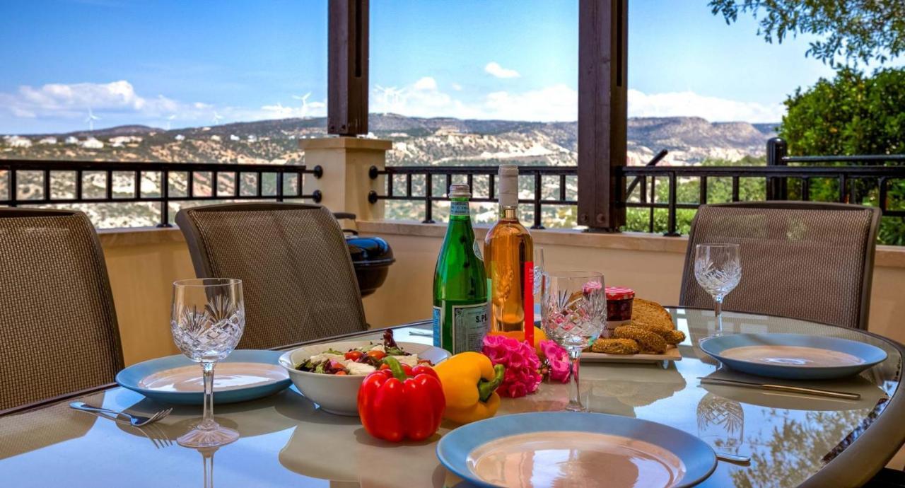 Fantastic Junior Villa Cz02 Salamis With Gorgeous Views, Aphrodite Hills Kouklia Extérieur photo